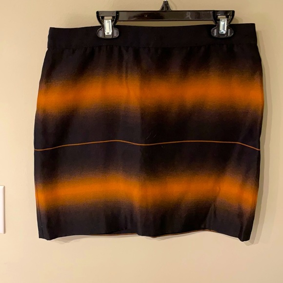 Size 6 never worn Marc jacobs skirt - Picture 1 of 6
